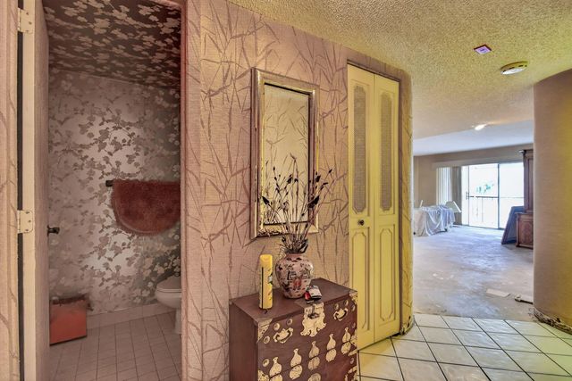 2 of 33 - 3920 Inverrary Boulevard #301c, Lauderhill, FL