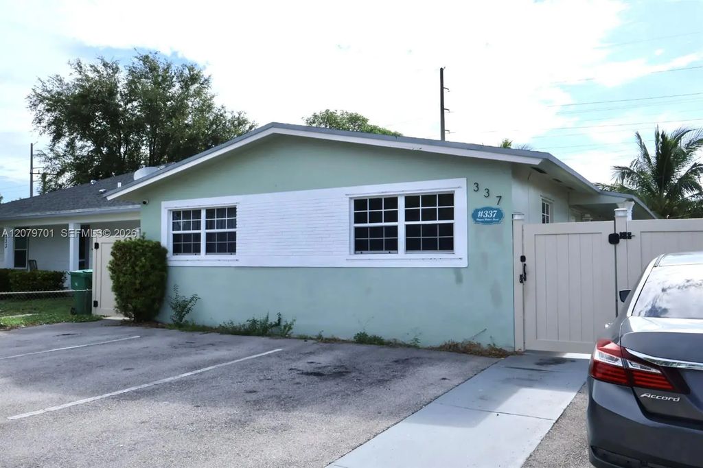 337 Phippen Waiters Road, Dania Beach
