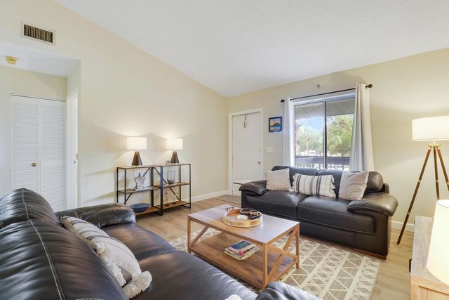 Photo of Listing #B26069880