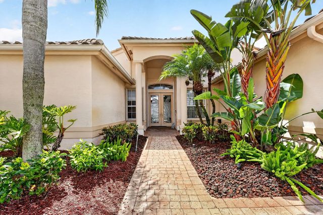 2 of 82 - 303 Nw Bayside Court, Port St. Lucie, FL
