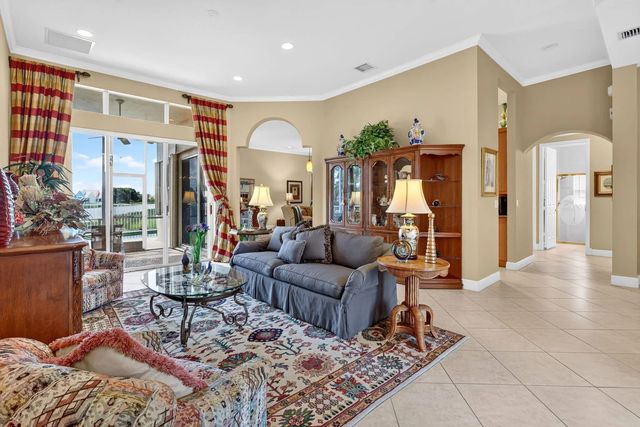4 of 82 - 303 Nw Bayside Court, Port St. Lucie, FL