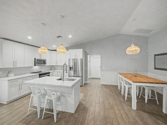 5 of 18 - 17700 Cornelia Avenue, Jupiter, FL