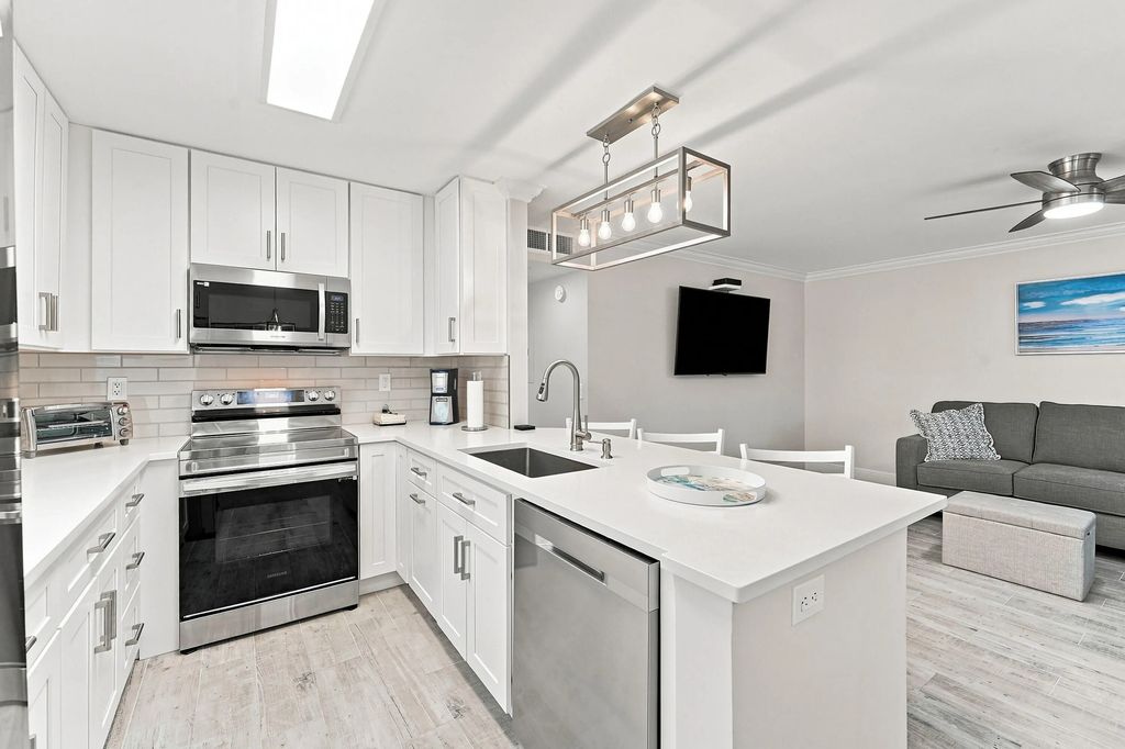 633 Normandy Lane #unit N, Delray Beach