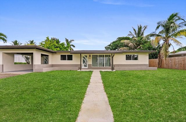 4 of 36 - 256 Greenbrier Drive, Palm Springs, FL
