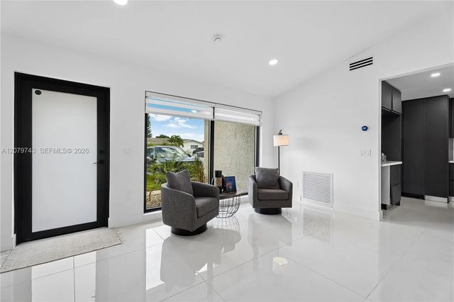 2 of 32 - 620 Nw 98th Avenue, Pembroke Pines, FL