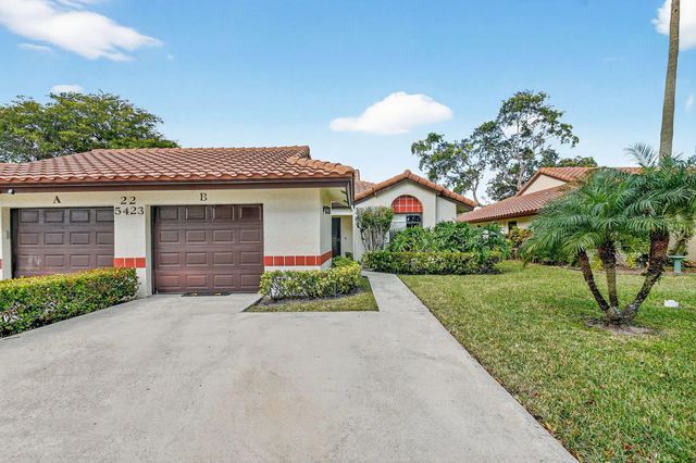 2 of 37 - 5423 Palm Springs Lane #b, Boynton Beach, FL