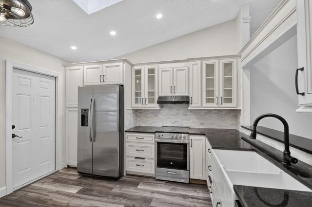 4 of 37 - 5423 Palm Springs Lane #b, Boynton Beach, FL