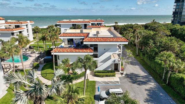 2 of 57 - 4100 N Highway A1a #211, Hutchinson Island, FL