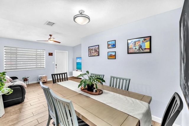 4 of 14 - 404 S 62nd Terrace, Hollywood, FL