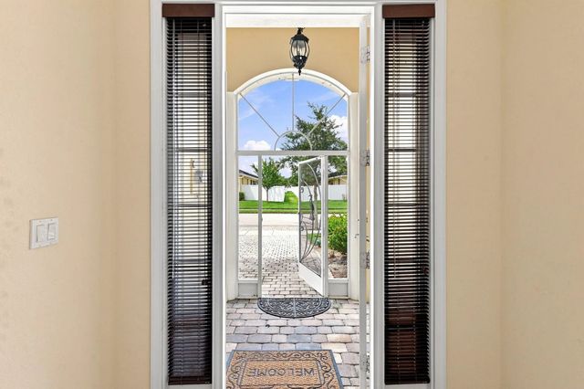 4 of 67 - 6179 Nw Helmsdale Way, Port St. Lucie, FL