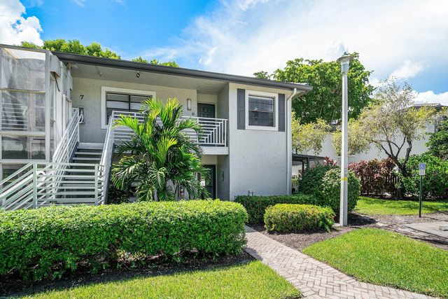 2 of 35 - 7 Southport Lane #h, Boynton Beach, FL