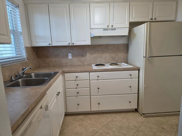 4 of 20 - 6600 Royal Palm Boulevard #304b, Margate, FL