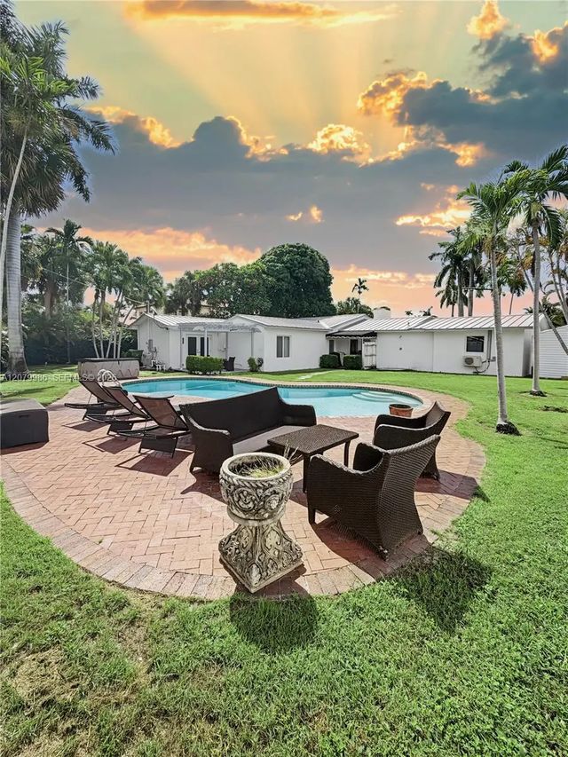 4 of 41 - 2421 Ne 13th Street, Fort Lauderdale, FL