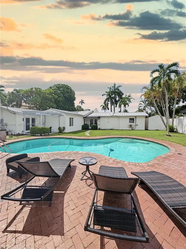 5 of 41 - 2421 Ne 13th Street, Fort Lauderdale, FL