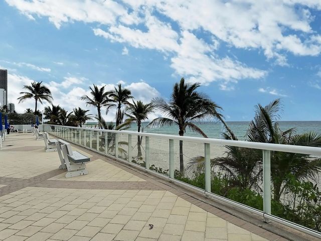 2030 S Ocean Drive #1626, Hallandale Beach