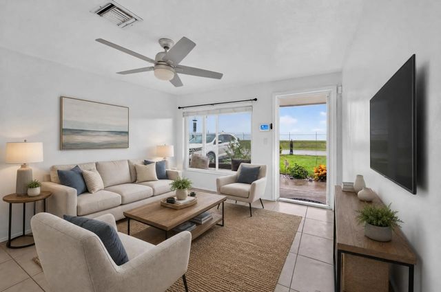 5 of 27 - 5900 Atlanta Street, Hollywood, FL