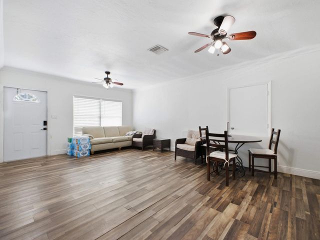 5 of 28 - 801 Hampton Road, West Palm Beach, FL