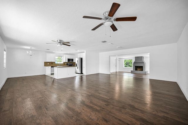4 of 36 - 4723 Nw 4th Street, Plantation, FL