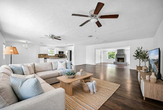 5 of 36 - 4723 Nw 4th Street, Plantation, FL