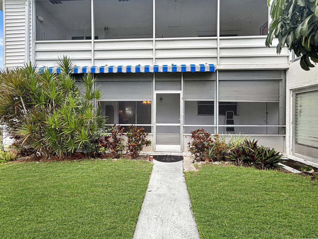 3154 Meridian Way S #6, Palm Beach Gardens