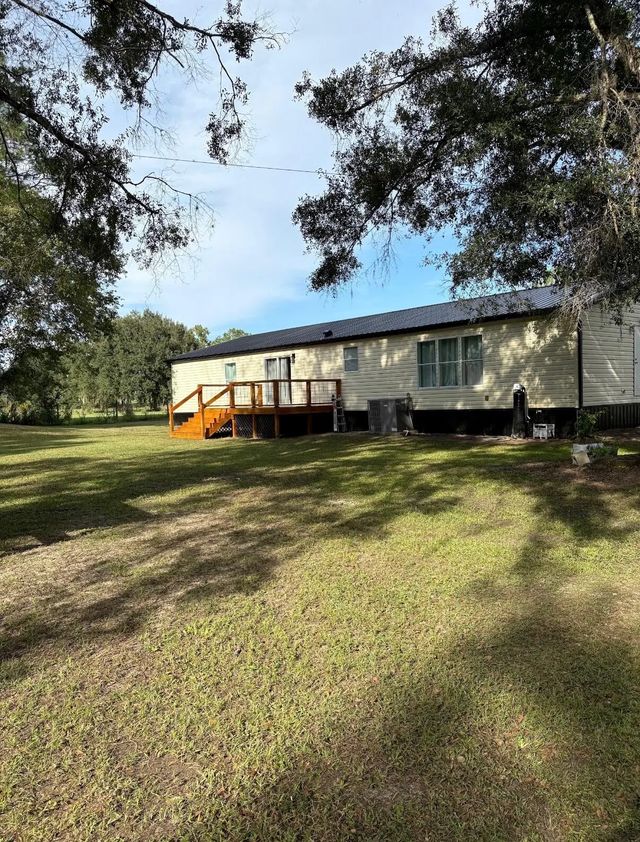 2 of 27 - 734 State Route 50, Webster, FL