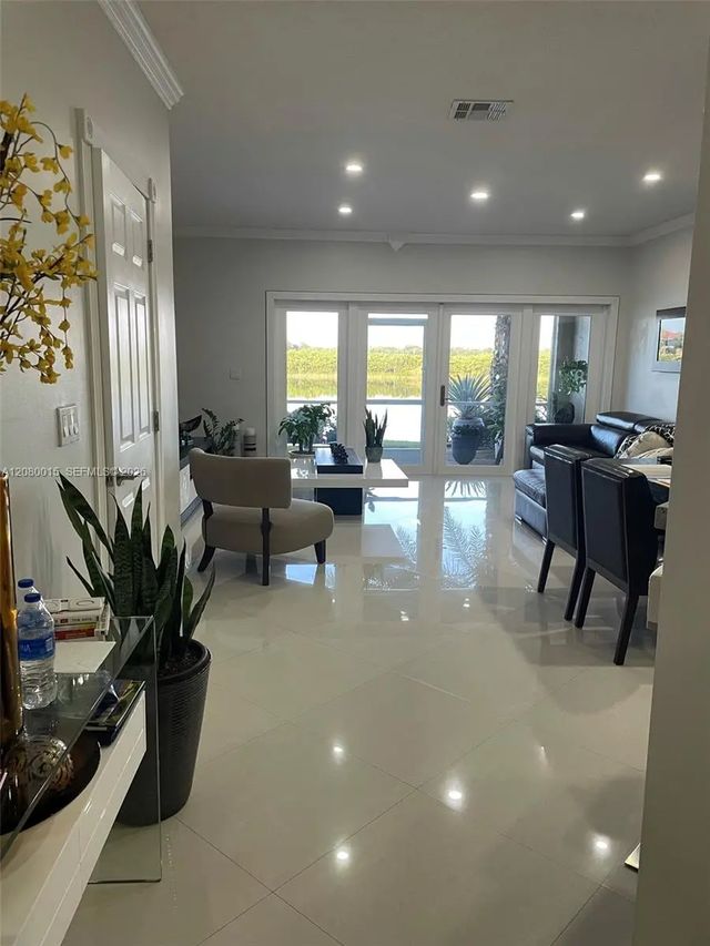 3 of 25 - 307 Sw 120th Avenue, Pembroke Pines, FL