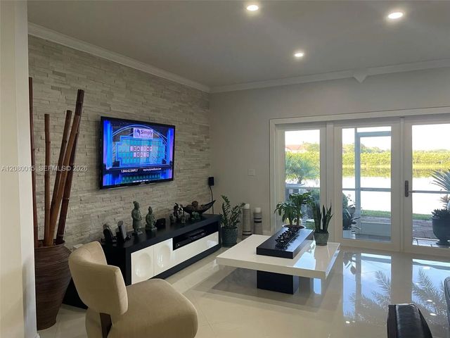 4 of 25 - 307 Sw 120th Avenue, Pembroke Pines, FL
