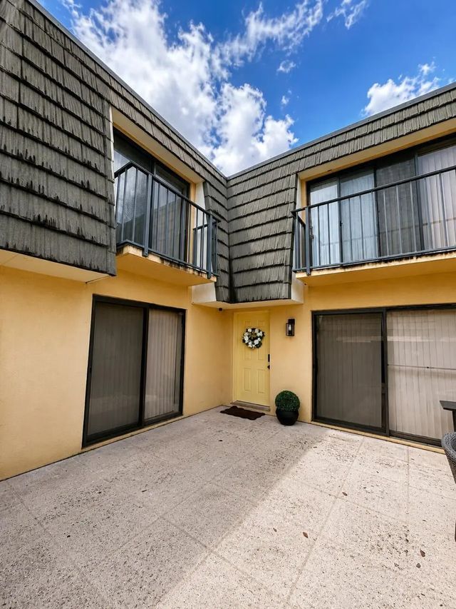 3 of 21 - 4207 42nd Way, West Palm Beach, FL