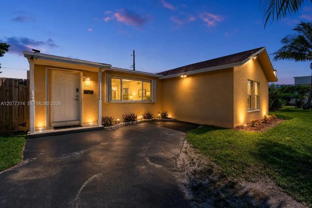 2 of 44 - 841 Ne 59th Street, Oakland Park, FL