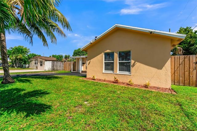 4 of 44 - 841 Ne 59th Street, Oakland Park, FL