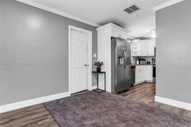 5 of 44 - 841 Ne 59th Street, Oakland Park, FL