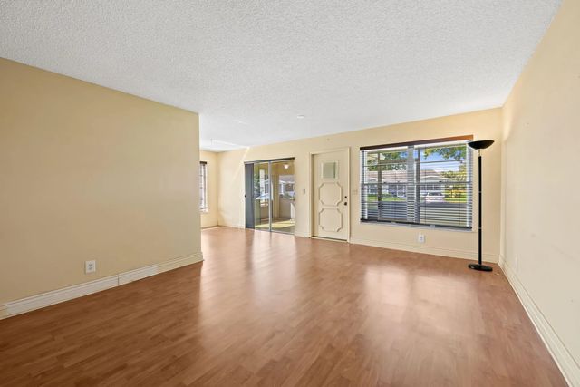 5 of 21 - 8711 Nw 10th Street #d101, Plantation, FL
