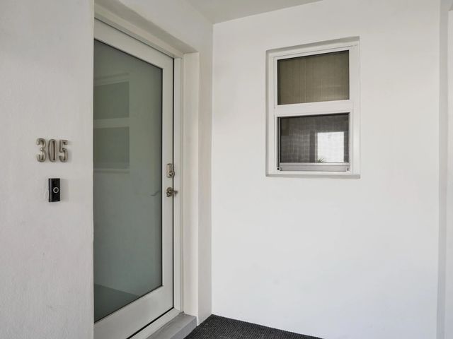 2 of 42 - 3050 Ne 47th Court #305, Fort Lauderdale, FL
