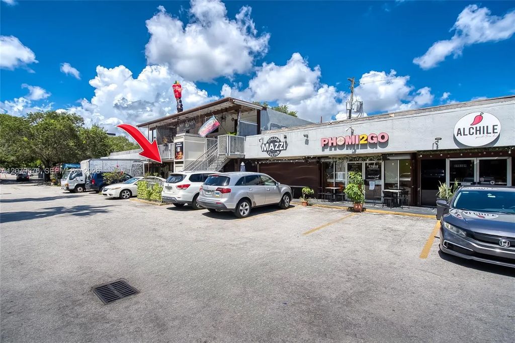 17010 W Dixie Highway, North Miami Beach