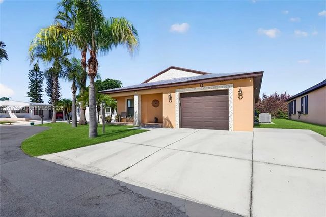 4 of 79 - 12 Barcelona Lane, Port St. Lucie, FL