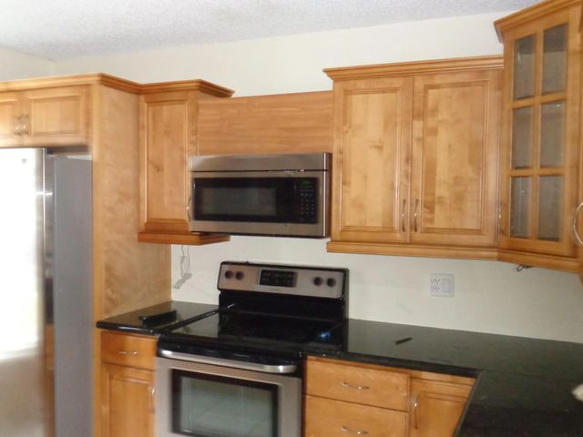 4 of 23 - 3708 Savoy Lane #e, West Palm Beach, FL