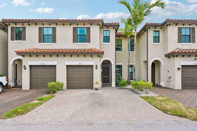 2025 Oysterwood Lane, Riviera Beach