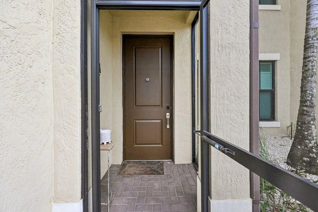 2 of 37 - 2025 Oysterwood Lane, Riviera Beach, FL