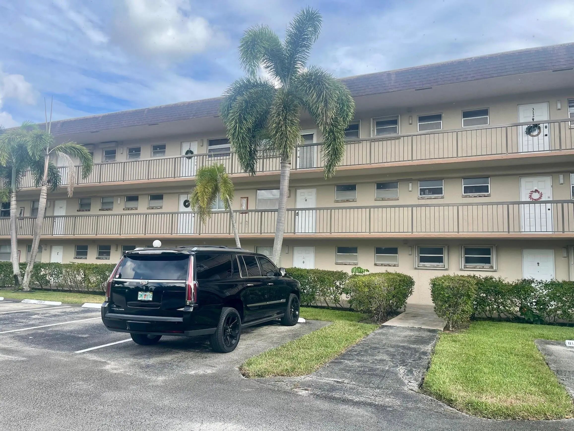 1801 Nw 75th Avenue #211, Plantation