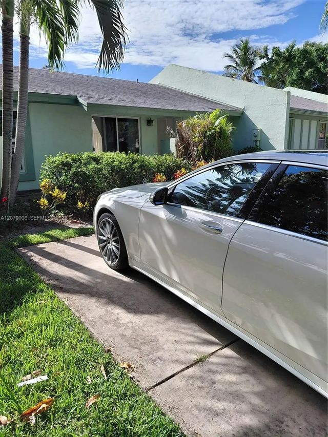 2 of 38 - 16 Camden Lane, Boynton Beach, FL
