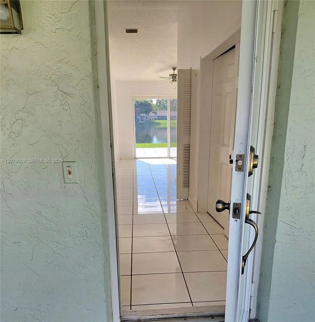 4 of 38 - 16 Camden Lane, Boynton Beach, FL