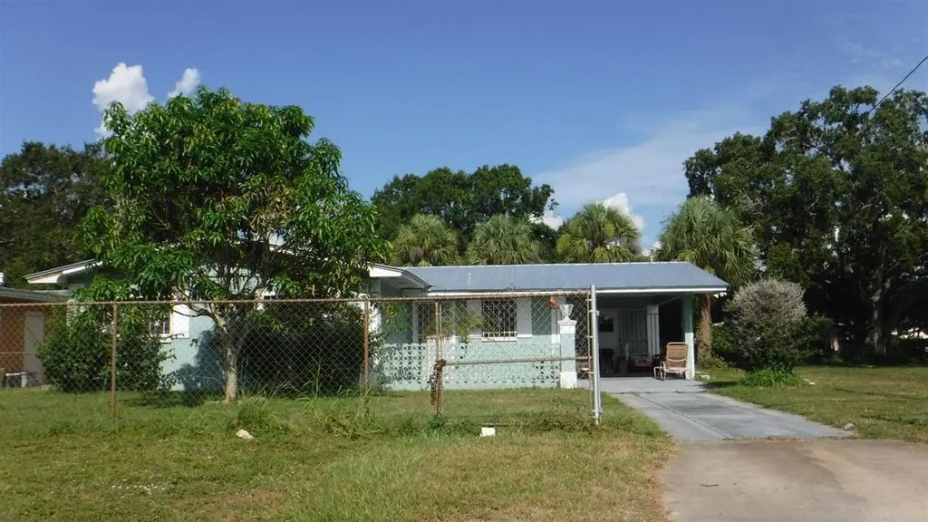 303 S 29th Street, Fort Pierce
