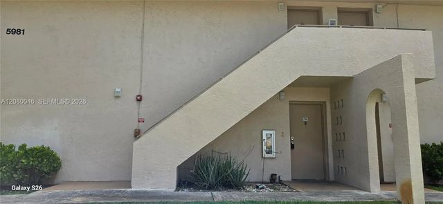 2 of 9 - 5981 Washington Street #206, Hollywood, FL