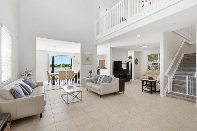 991 Nw Leonardo Circle, Port St. Lucie