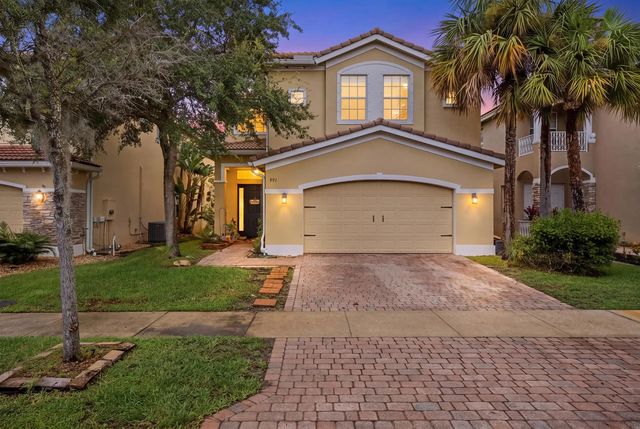 2 of 48 - 991 Nw Leonardo Circle, Port St. Lucie, FL