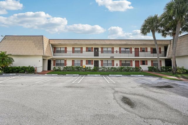 2 of 22 - 4682 Oak Terrace Drive #4682, Greenacres, FL