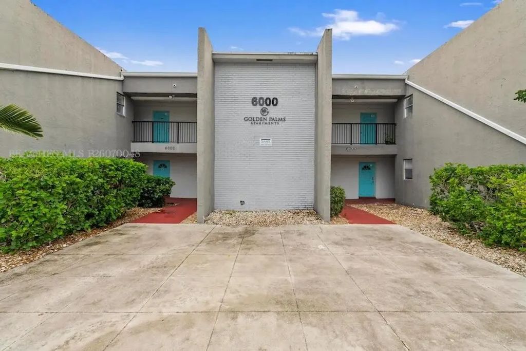 6000 Nw 7th Street #21, Margate