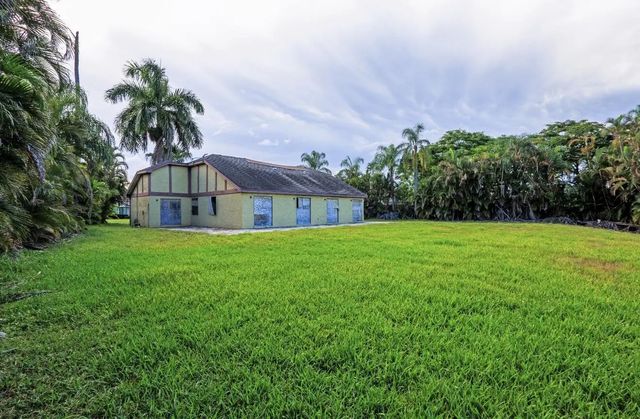 3 of 33 - 15801 W Wind Circle, Sunrise, FL