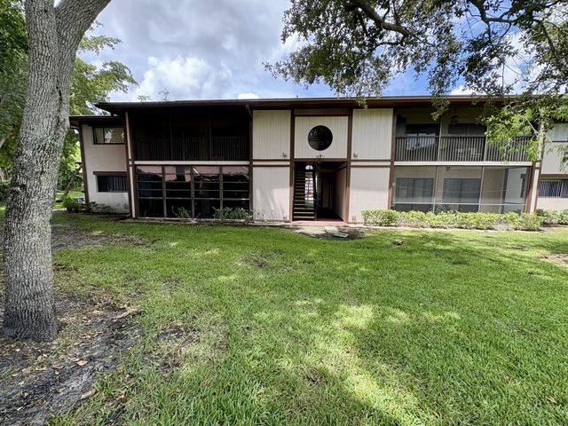 3 of 22 - 9391 S Belfort Circle #211, Tamarac, FL