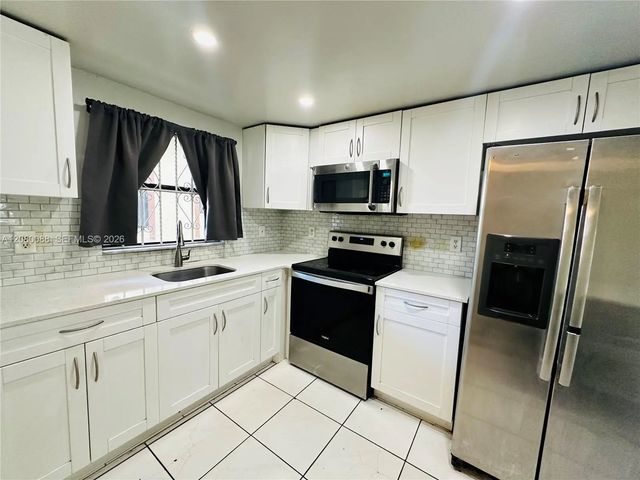 6565 W 26th Drive #34-104, Hialeah